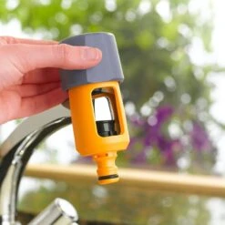 Hozelock - Mixer Tap Connector -Furniture Nature Shop hz mixer tap connector web2